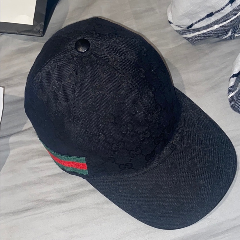 COPY - Black Gucci hat